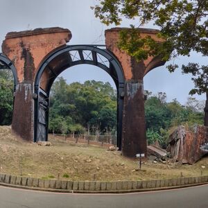 Longteng Bridge Piers remains
